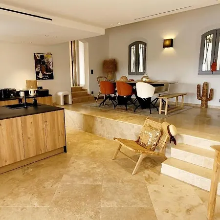 Holiday home 4p With Private Pool Near The Sea
